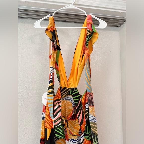 Luxxel Cutout Maxi Dress in Colorful Tropical Tribal Hawaiian African Leaf Print - Picture 8 of 11